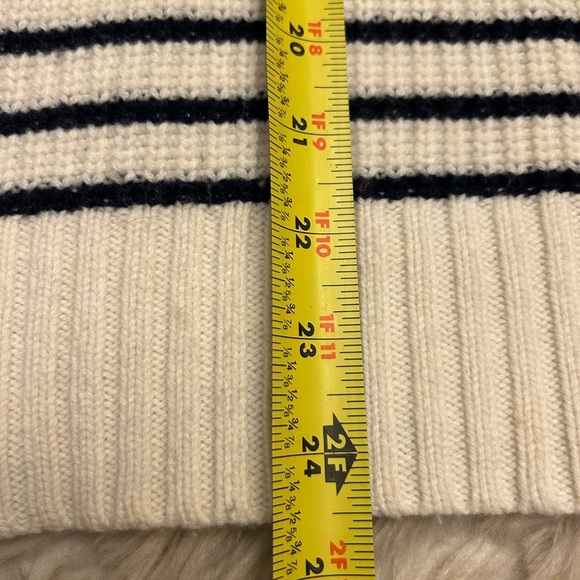 KULE ‘The Banks’ Striped Turtleneck Sweater In Cream And Navy - Picture 13 of 16
